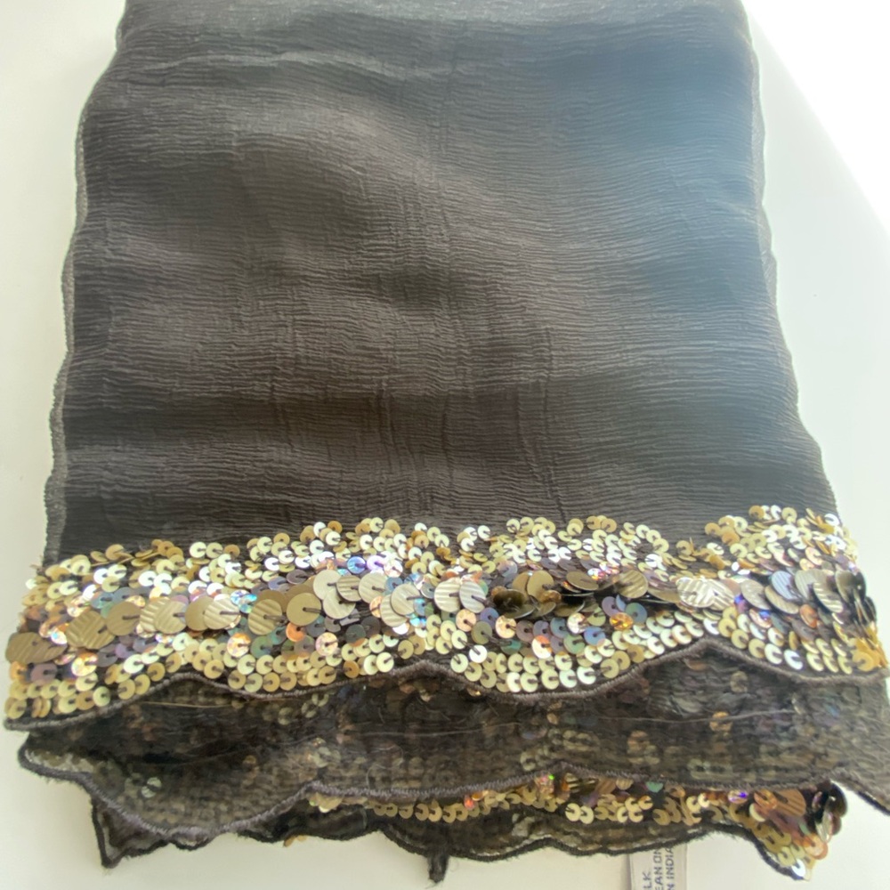 Oscar de la Renta 100% silk shawl, scarf wrap, beaded, made in India dark brown - Picture 2 of 16